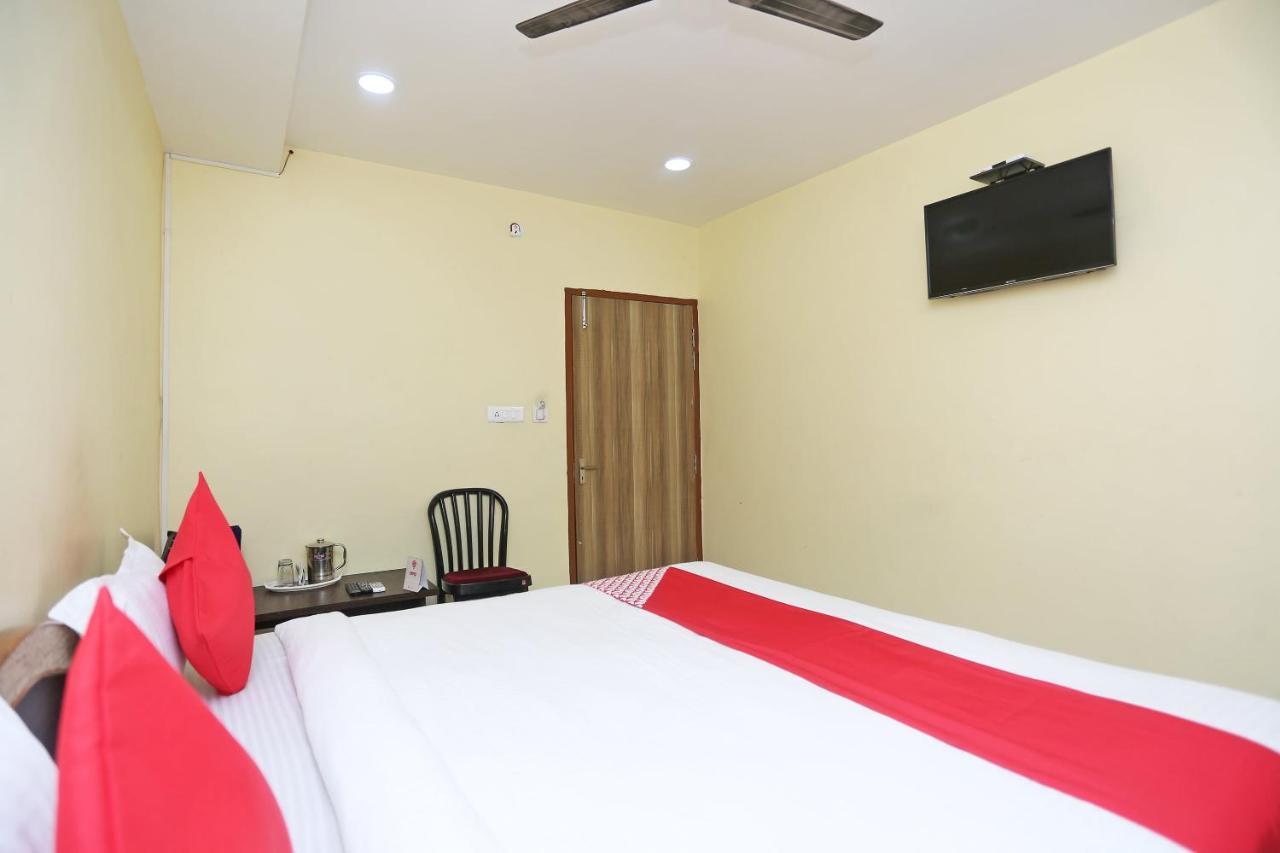 Oyo 15355 Govind Guest House Gorakhpur Exterior photo