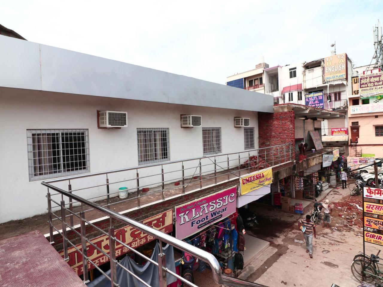 Oyo 15355 Govind Guest House Gorakhpur Exterior photo